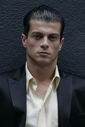 Roberto Chivas portrait