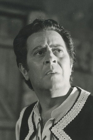 Nikos Kazis portrait