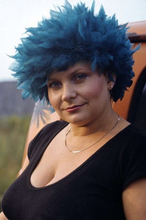 Joanna Bartel portrait