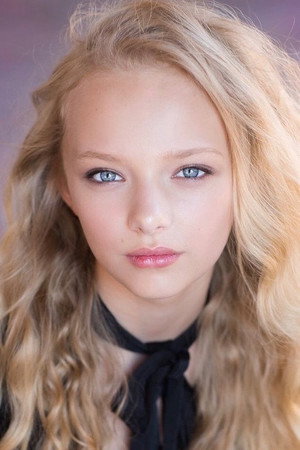 Amiah Miller portrait