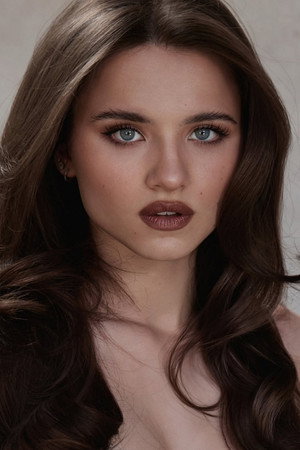 Madeleine McGraw portrait