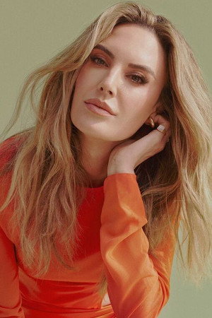Elizabeth Chambers portrait