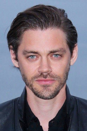 Tom Payne portrait