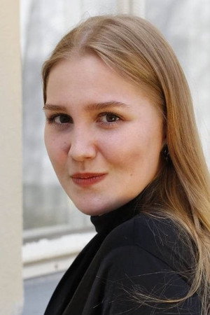 Emma Tross portrait