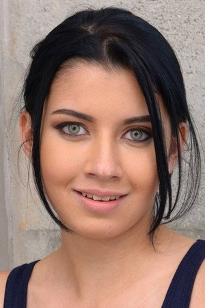 Nikki Vixon portrait