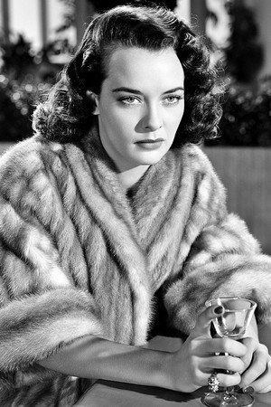 Joan Dixon portrait