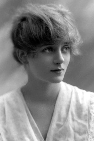 Evelyn Laye portrait