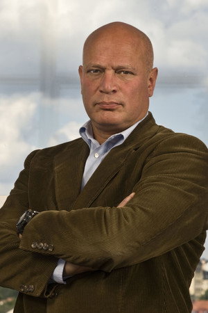 Robert Aschberg portrait