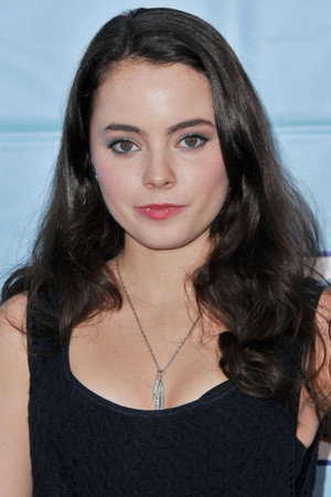 Freya Tingley portrait