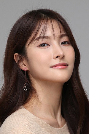 Park Gyu-ri portrait