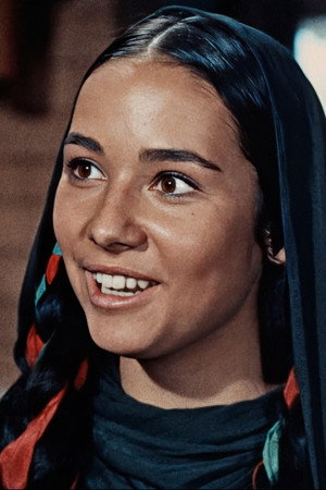 Sara Lezana portrait
