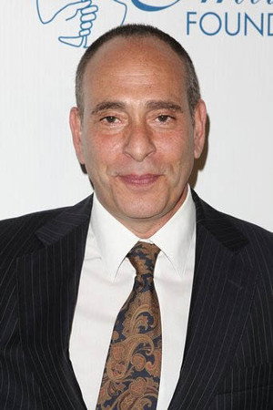 Nestor Serrano portrait
