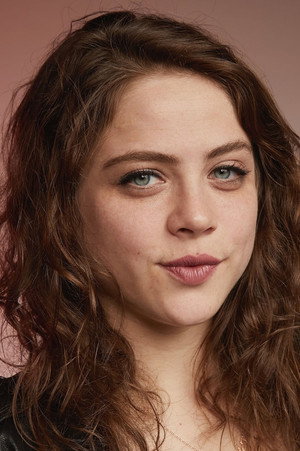 Olivia Luccardi portrait