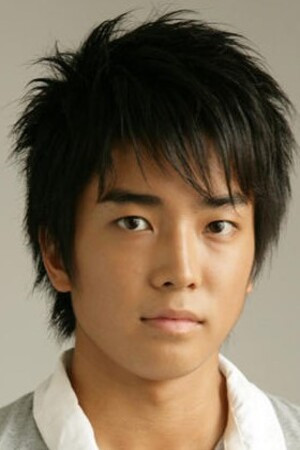 Kensuke Owada portrait