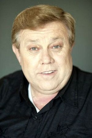 Zachi Noy portrait