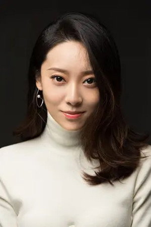 E Jingwen portrait