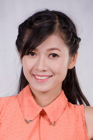 Oanh Kiều portrait