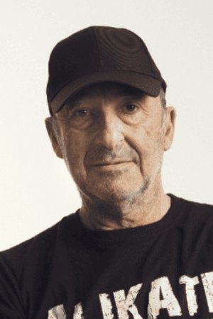 Manuel Manquiña portrait