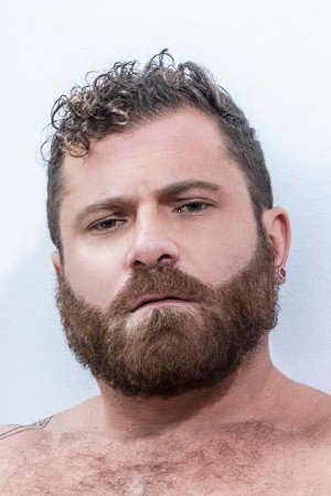 Riley Mitchel portrait