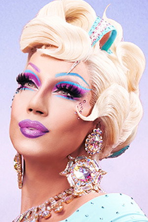 Vanessa van Cartier portrait