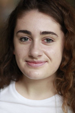 Rachel Sennott portrait