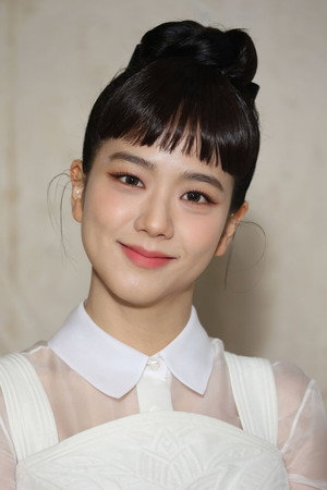 JISOO portrait