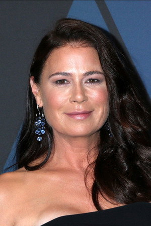 Maura Tierney portrait