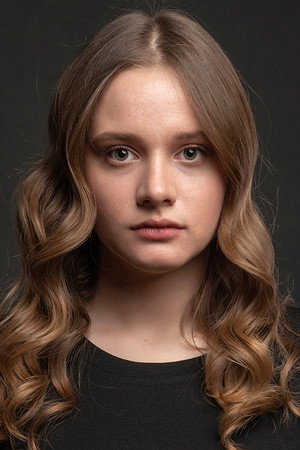 Miray Daner portrait