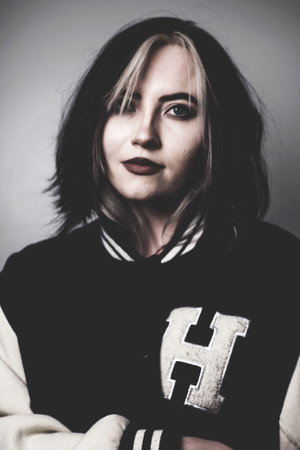 Maisy Bates portrait