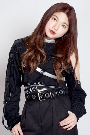 Akari Takeuchi portrait