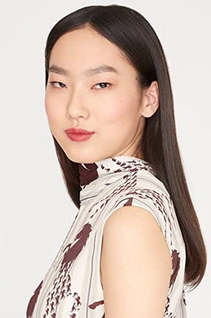 Madison Hu portrait
