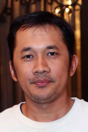 Hanung Bramantyo portrait