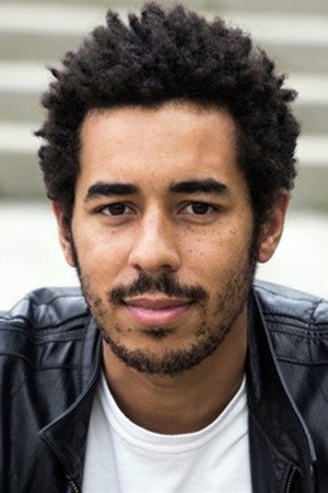 Tom Adjibi portrait