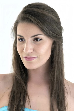Lilly Klass portrait