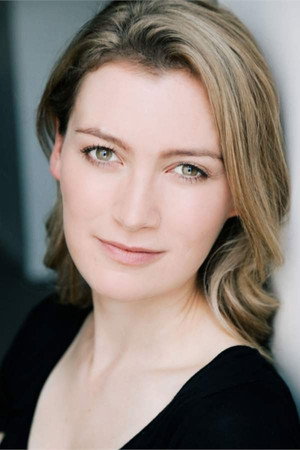Laura Thompson portrait