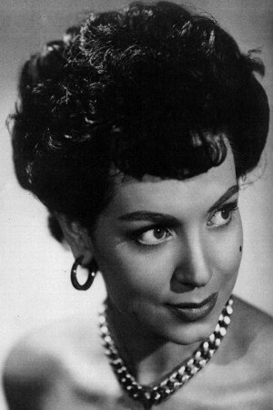 Carmen de Lirio portrait