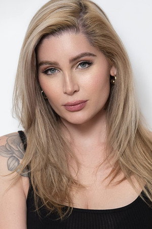 Trace Lysette portrait