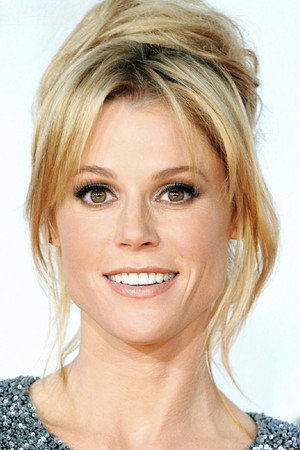 Julie Bowen portrait