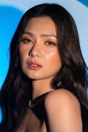 Jennica Garcia portrait
