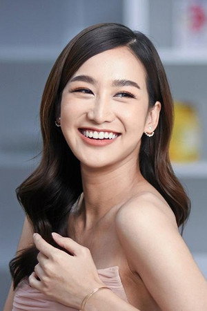 Atcharee Buakhiao portrait