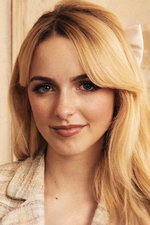 Mckenna Grace portrait