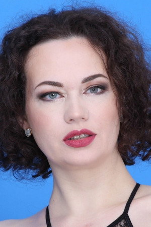 Karolina Rus portrait