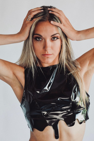 Shana Knuts portrait