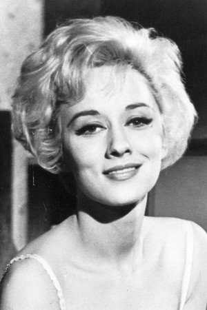 Carole Lesley portrait