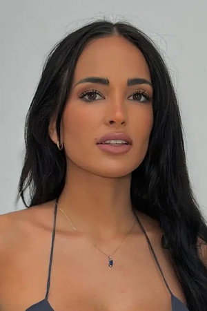Claudia Bavel portrait