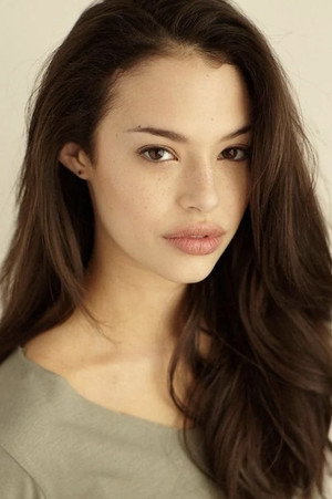 Chloe Bridges portrait