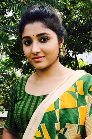 Mirnaa portrait