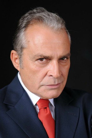 Haluk Bilginer portrait