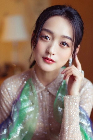 He Hongshan portrait