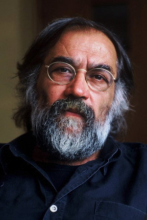 José Medeiros portrait